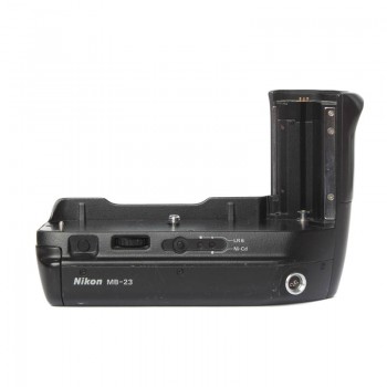 uzywany Nikon MB-23 Grip