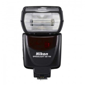 Nikon Speedlight SB-700 Sprzęt fotograficzny dla profesjonalistów i amatorów