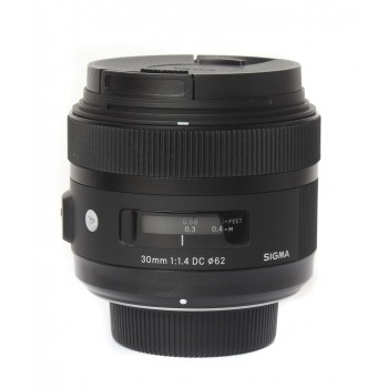 Sigma 30mm f/1.4 Art DC HSM (Nikon F)