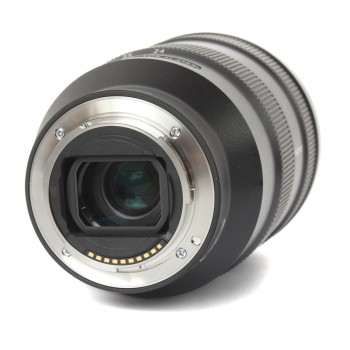 Obiektyw Sony 24-105 mm