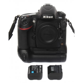 Nikon D800E (31315 zdj.) + grip Newell MB-D12