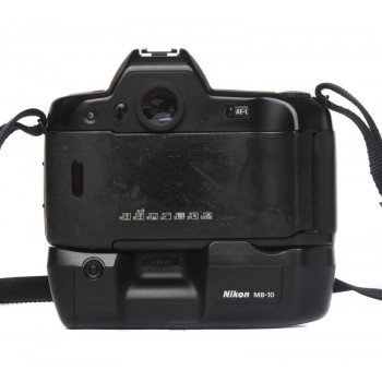 Nikon F90X + Nikkor 28-80/3.5-5.6 D AF Komis fotograficzny skup sprzętu używanego