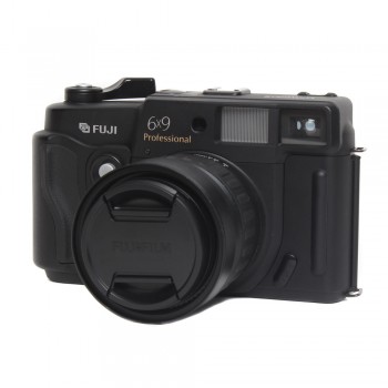 Fujifilm GSW690 III (940 klatek)