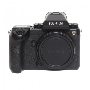 Fujifilm GFX 50S (26958 zdj.) + grip VG-GFX1 Komis fotograficzny