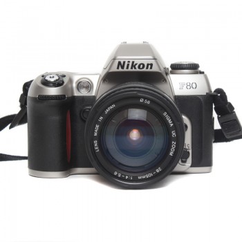 Nikon F80 + Sigma 28-105/4-5.6