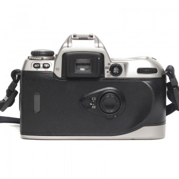 Nikon F80 + Sigma 28-105/4-5.6 Komis fotograficzny