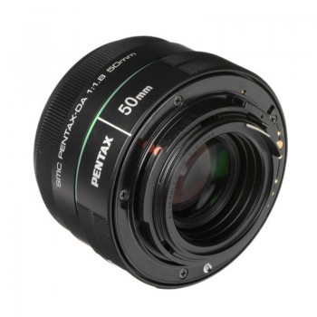 Pentax 50mm f/1.8 Nowe i używane obiektywy w sprzedaży